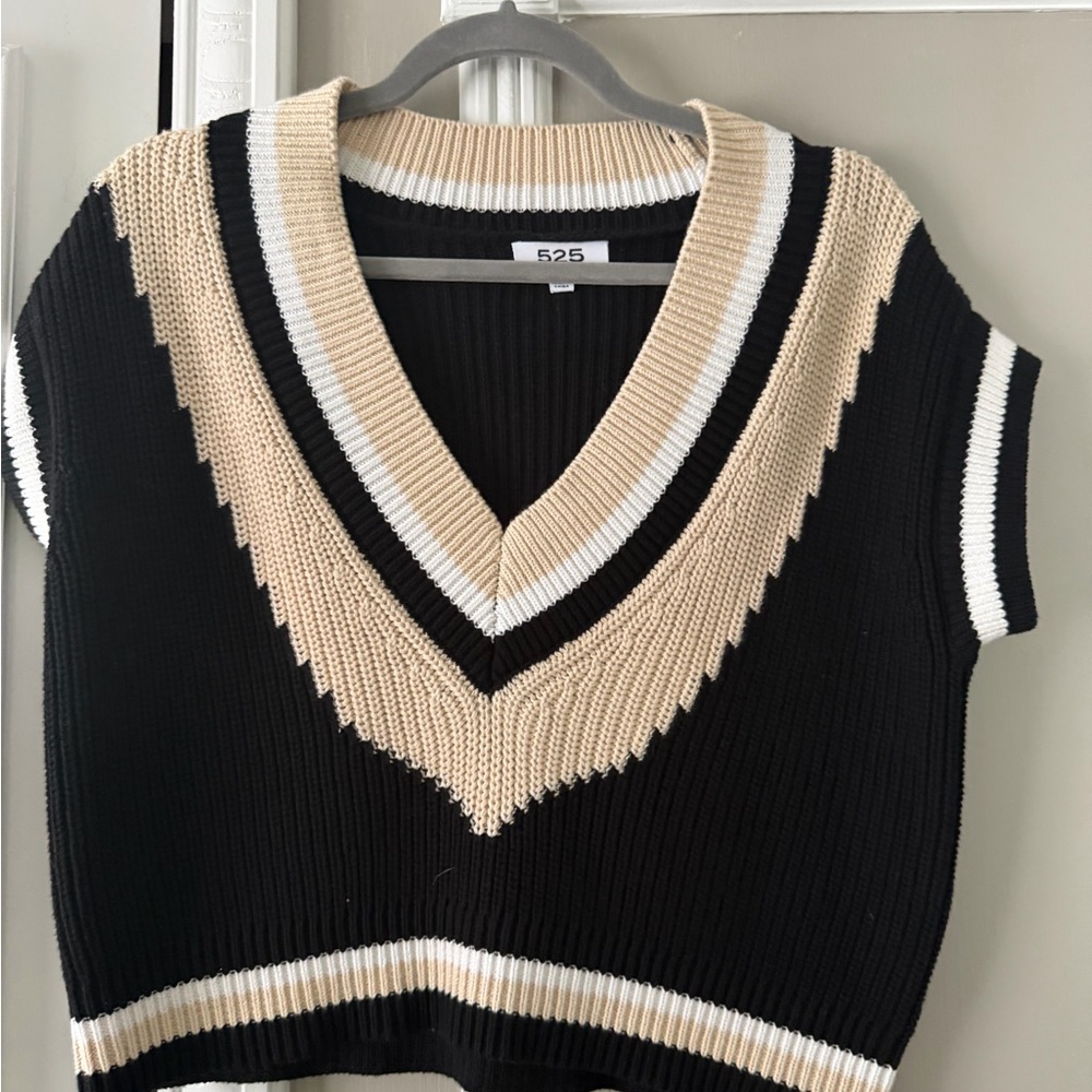 525 sweater vest